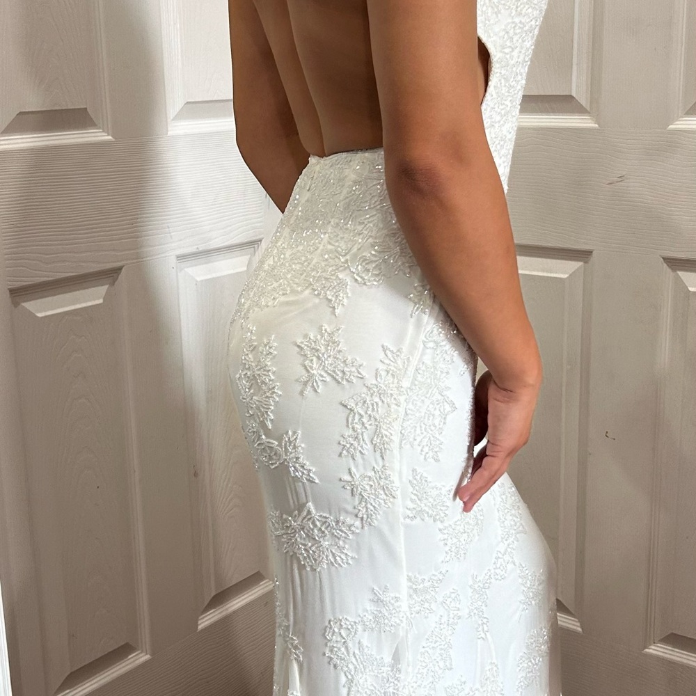White women’s Scala VTG Wedding dress sz small Silk lining